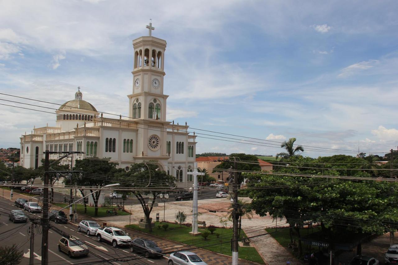Alpha Ville Hotel Assis Exterior photo