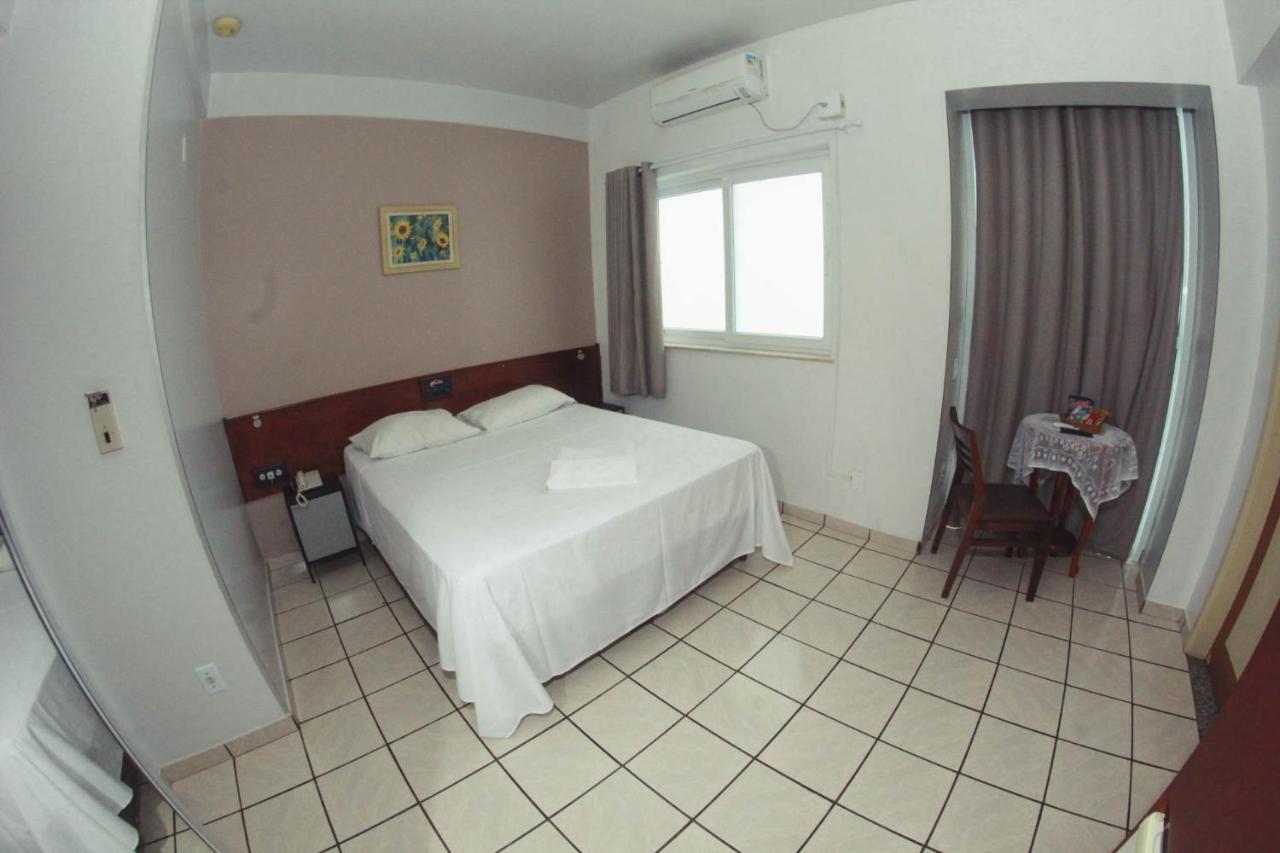 Alpha Ville Hotel Assis Exterior photo