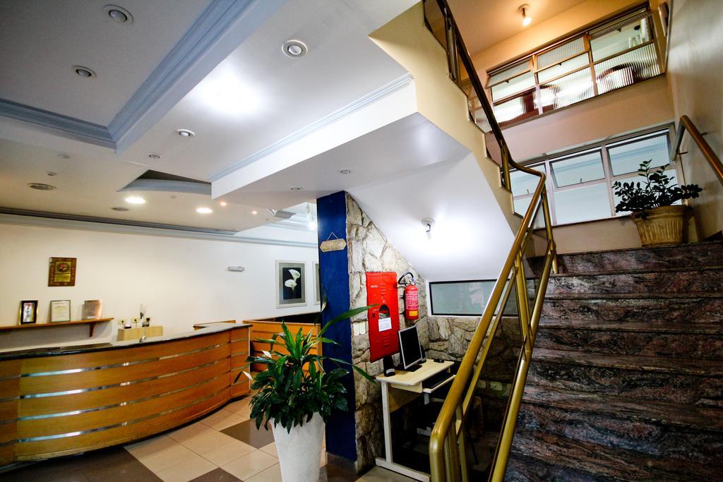 Alpha Ville Hotel Assis Exterior photo